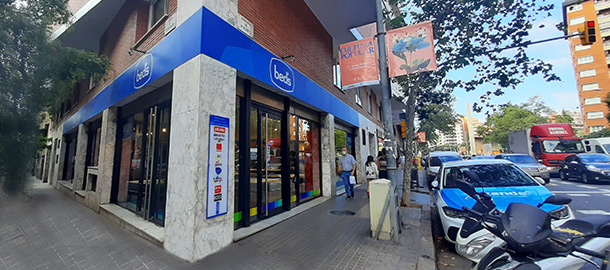 main image 2