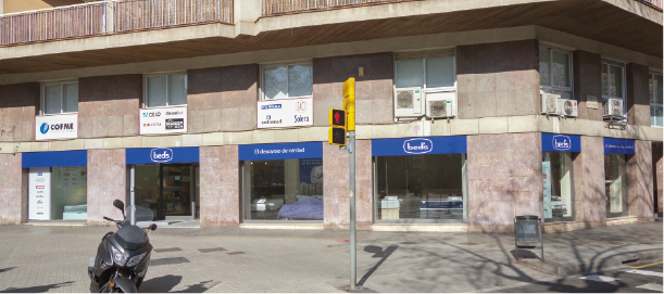 main image 0